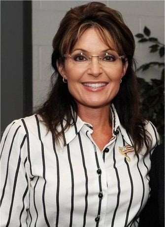 Sarah Palin Sparks Online Discussion After New Public Photos